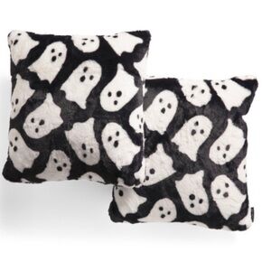 RACHEL ZOE 2 Pack Faux Fur Ghost Toss Pillows, 18”x 18”, NEW with TAG in Plastic